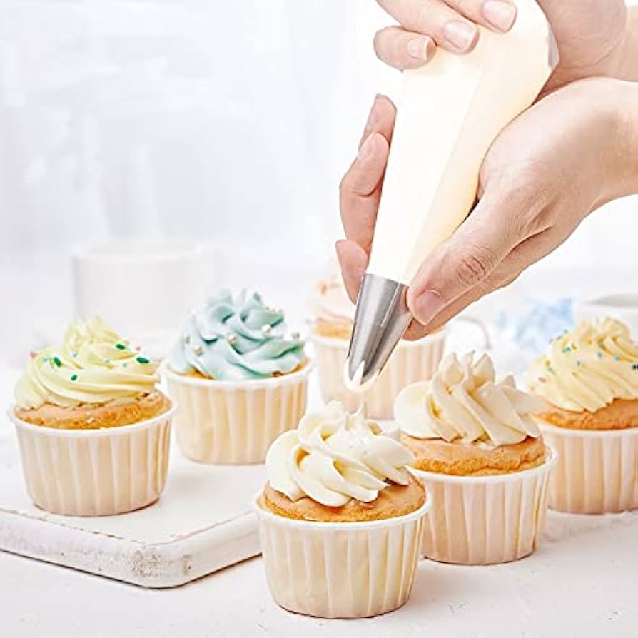 15 Pieces Including Icing Bag and Steel Nozzles