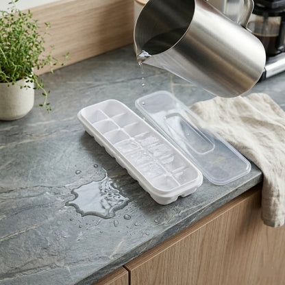 16-Cavity Plastic Ice Tray with Cover