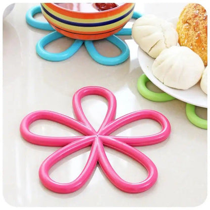 1pcs Multi color Silicone Flower Shape Heat-Proof Mat