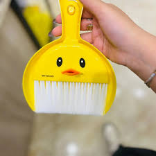 Cute Mini Broom & Dustpan Set – Portable Yellow Cleaning Brush for Home & Office