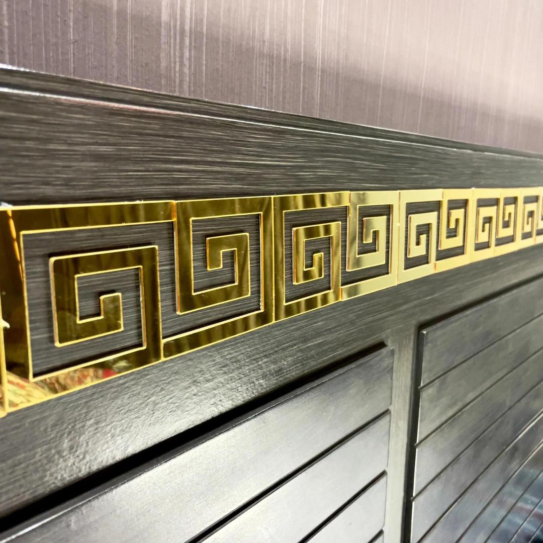  Golden Spiral Acrylic Border
