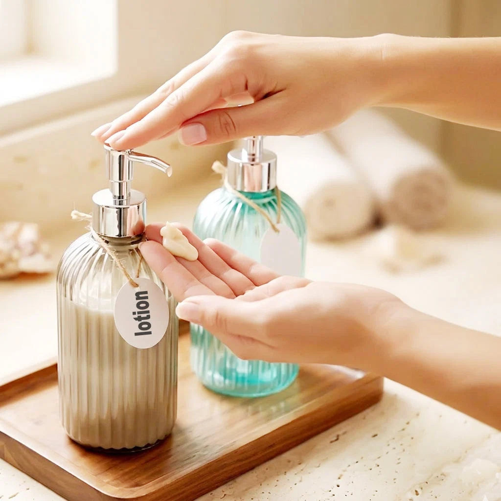 Linear Design Liquid Soap & Lotion Dispenser (Random Color)