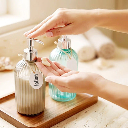 Linear Design Liquid Soap & Lotion Dispenser (Random Color)