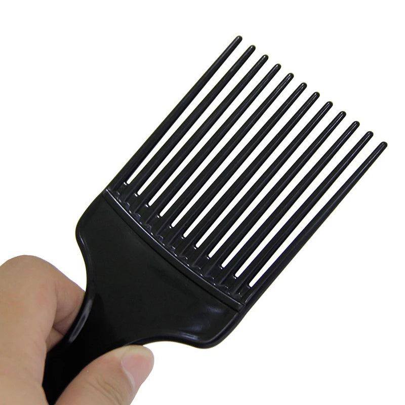 Long Teeth Plastic Comb