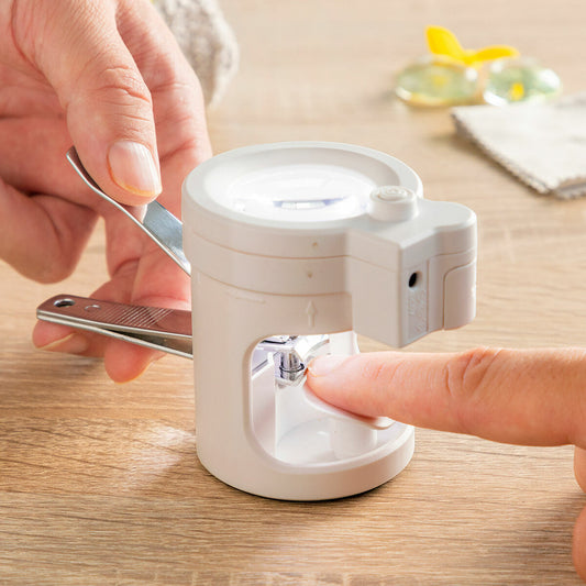 Stainless Steel Nail Cutter with LED Magnifier