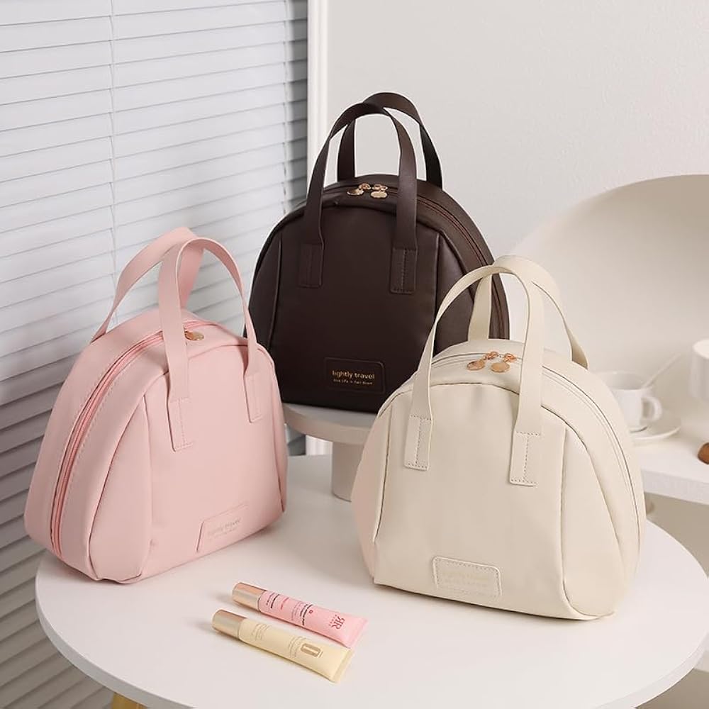 Stylish Makeup Organizer Bag – PU Leather Cosmetic Pouch for Travel & Daily Use