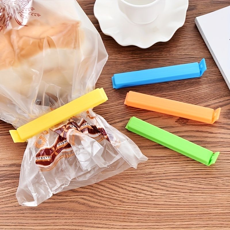 12Pcs Portable Kitchen Storage Food Sealing Bag Clips.