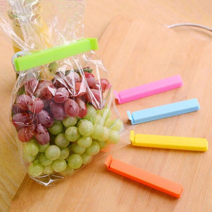 12Pcs Portable Kitchen Storage Food Sealing Bag Clips.